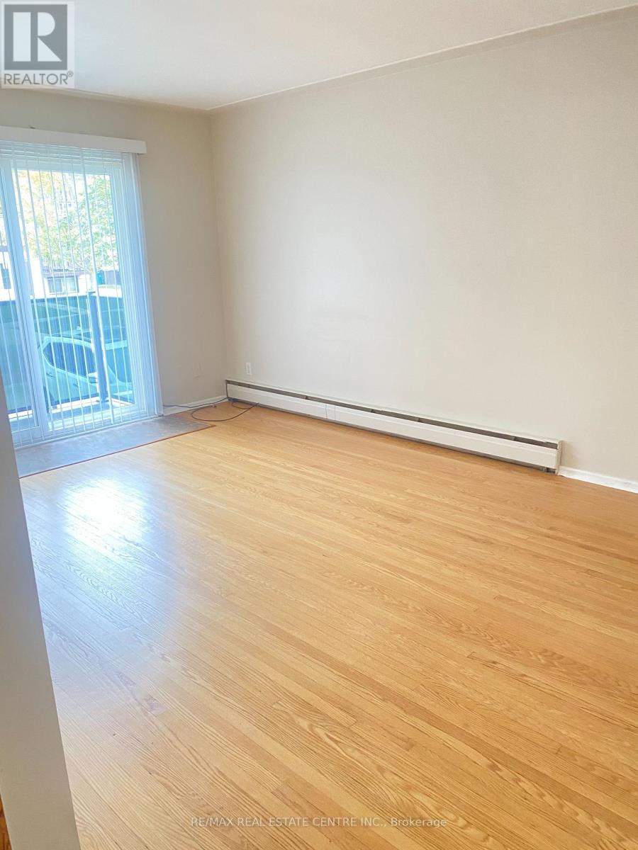 3 - 11 Southdale Avenue Property Photo 9
