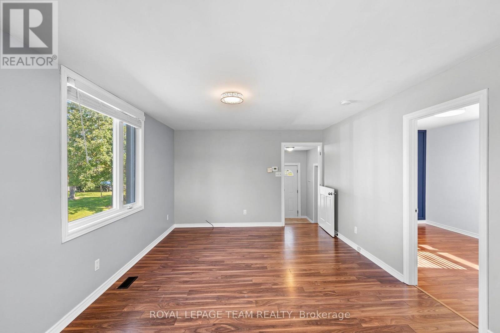 2952 Lough Road Property Photo 6