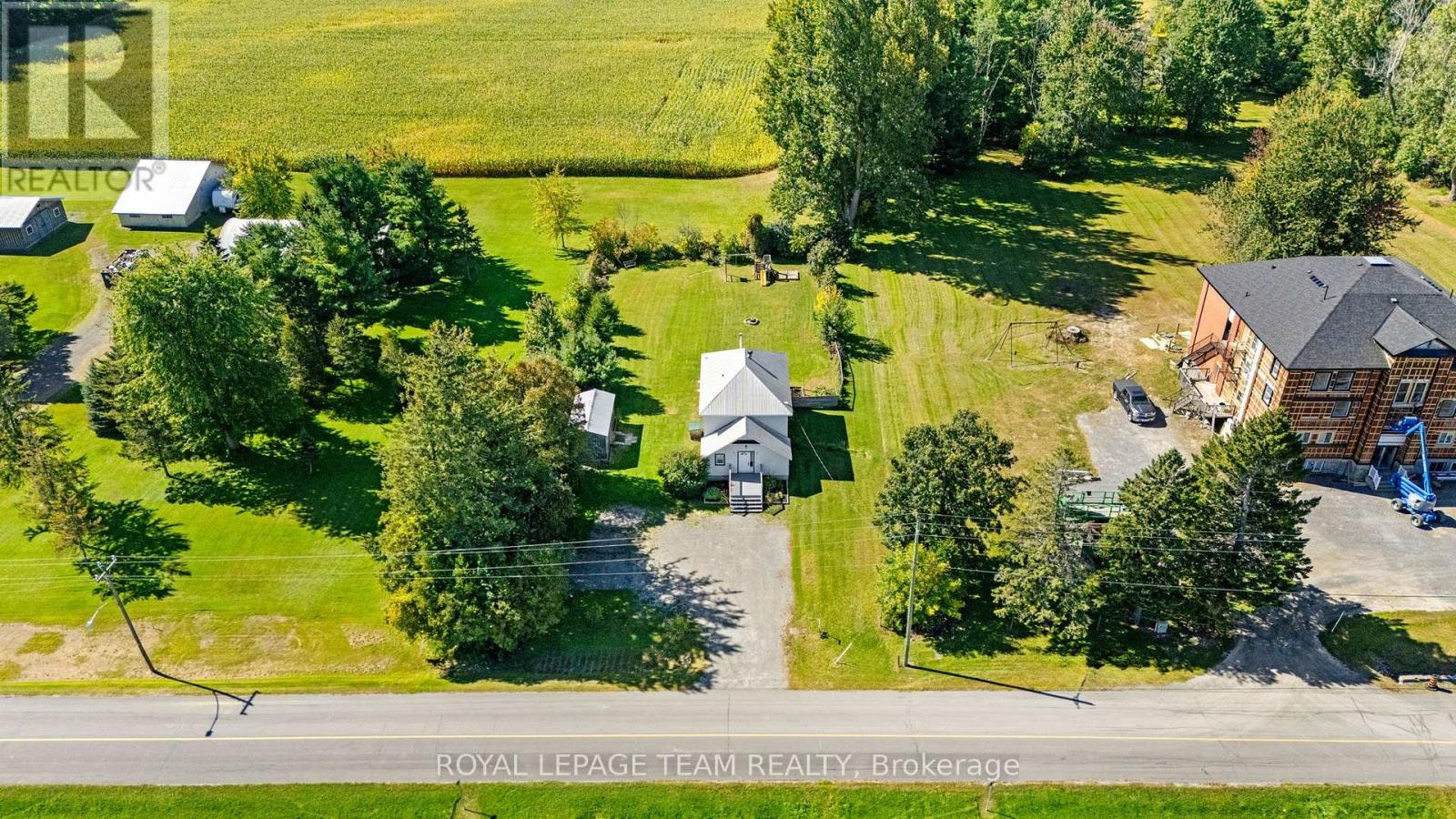 2952 Lough Road Property Photo 27