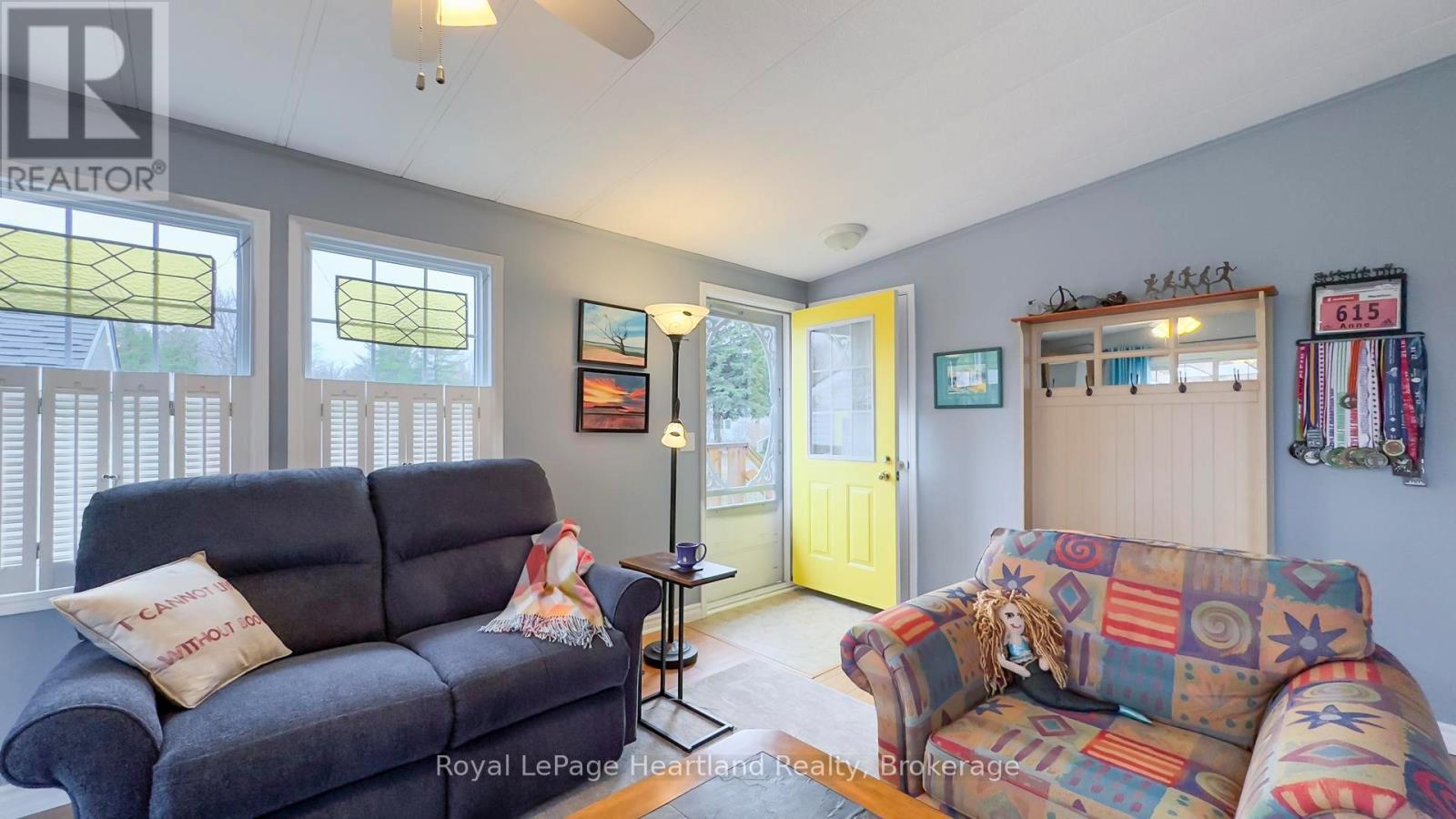 52 Algonquin Lane Property Photo 8