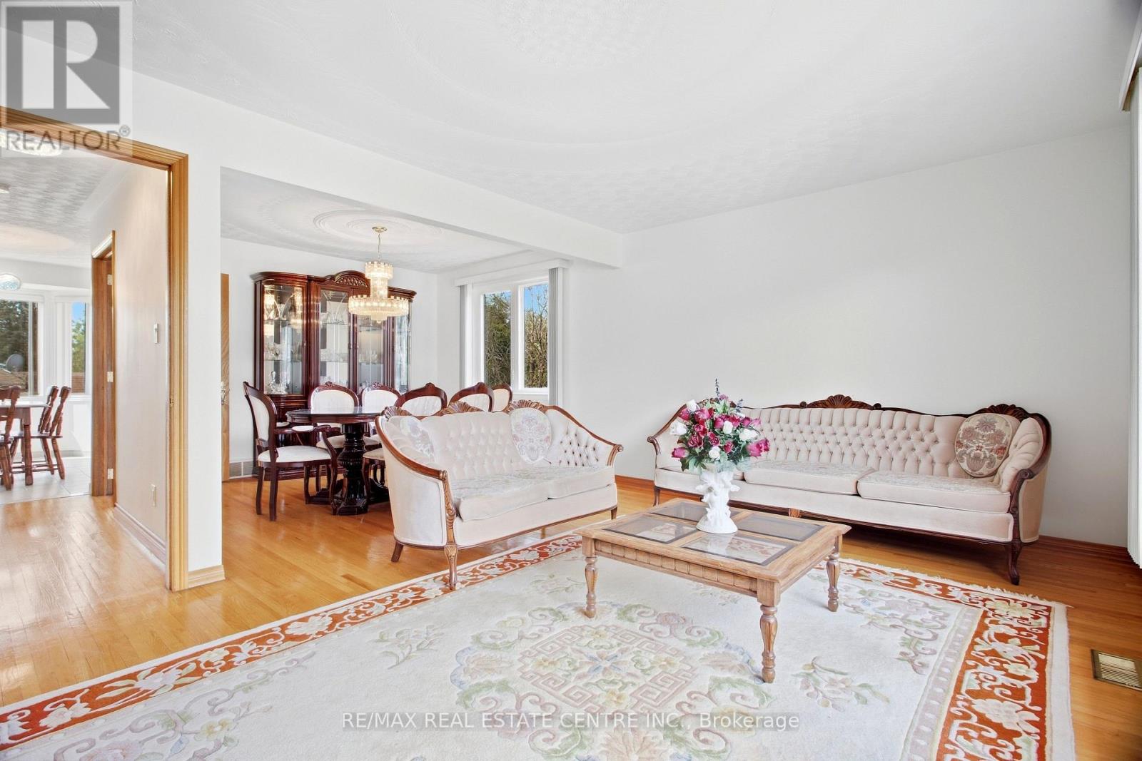 93 Old Chicopee Drive Property Photo 8
