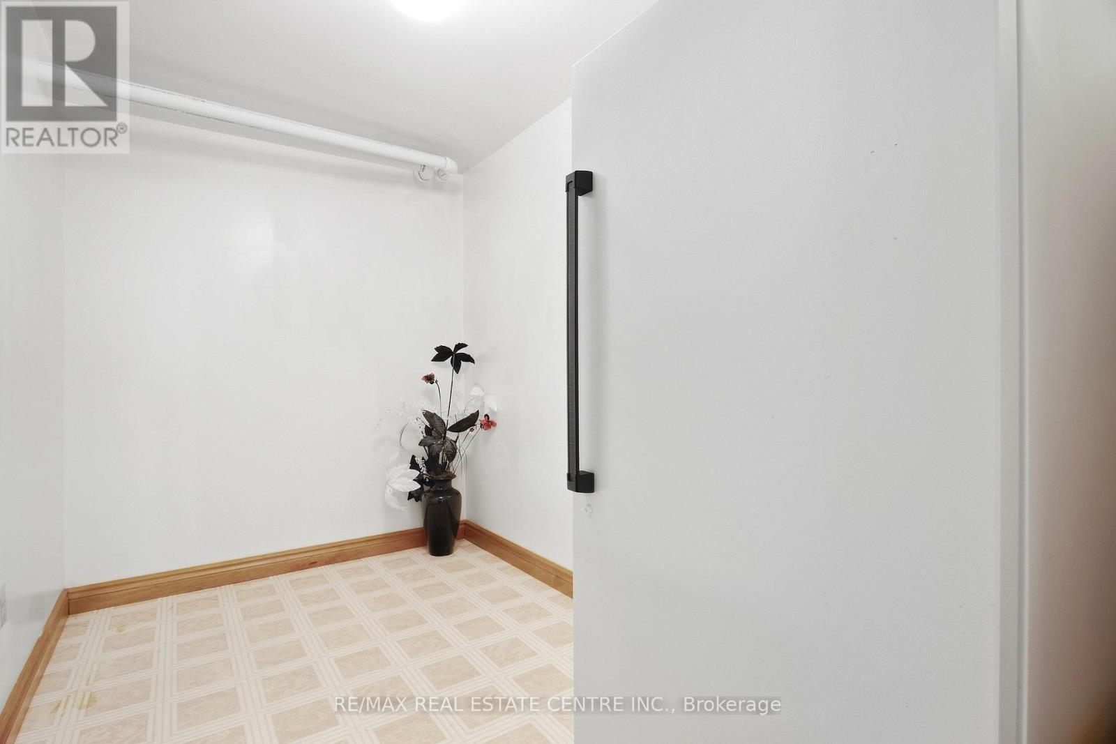 93 Old Chicopee Drive Property Photo 34