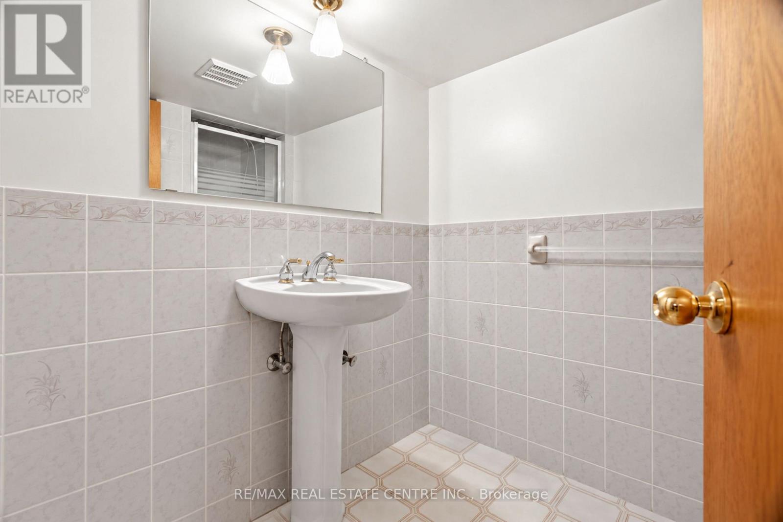 93 Old Chicopee Drive Property Photo 35