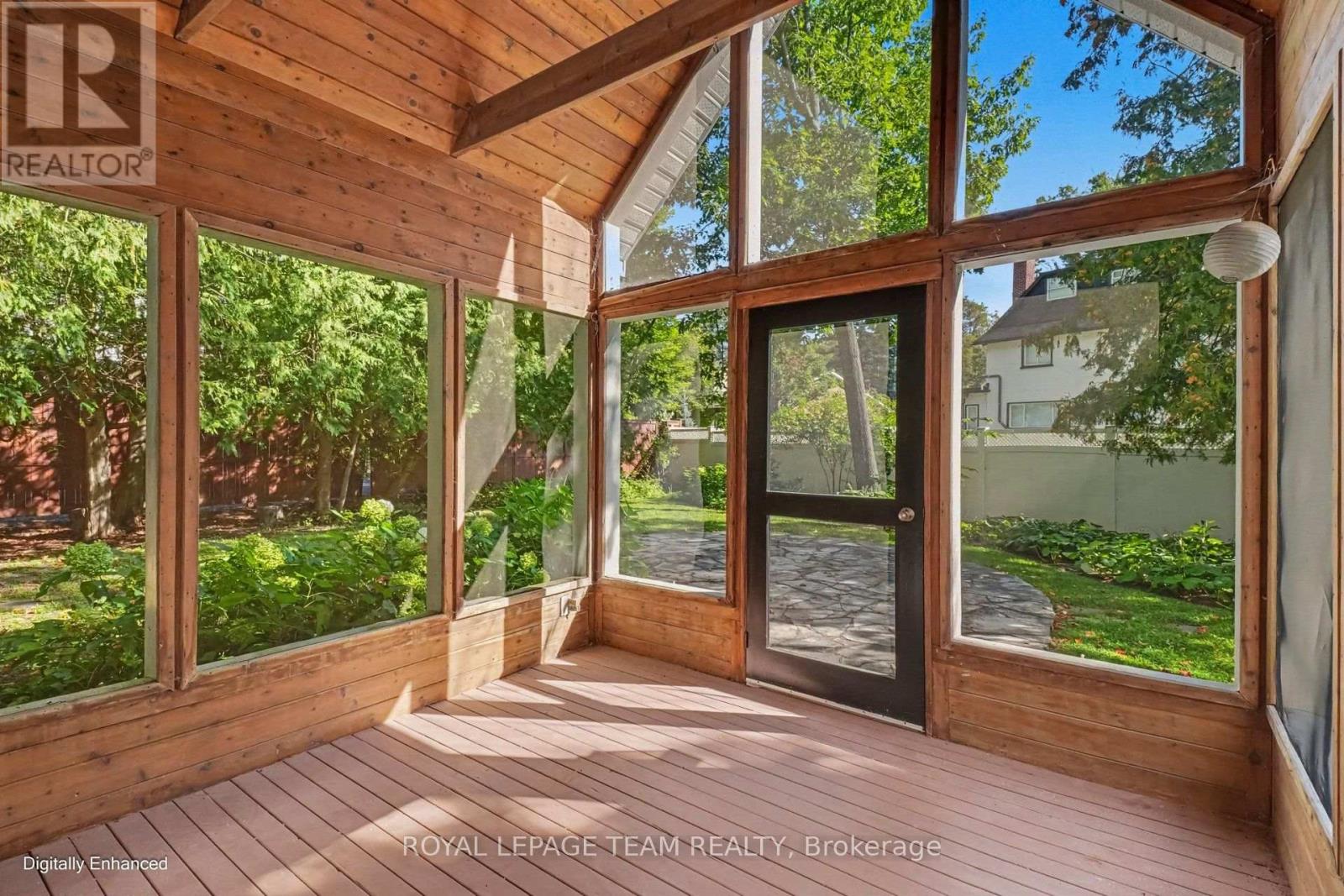 1318 Lisgar Road Property Photo 12