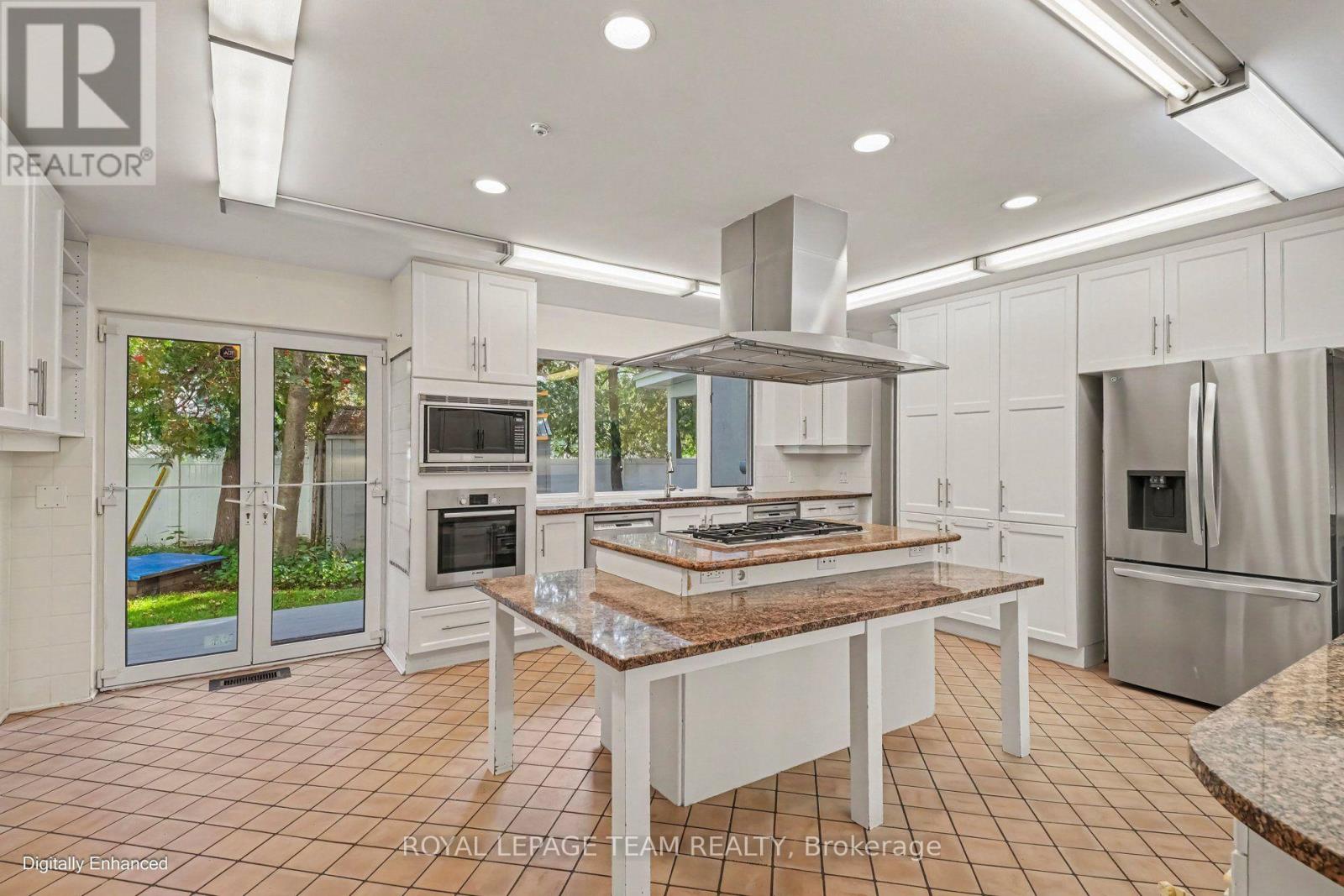 1318 Lisgar Road Property Photo 14