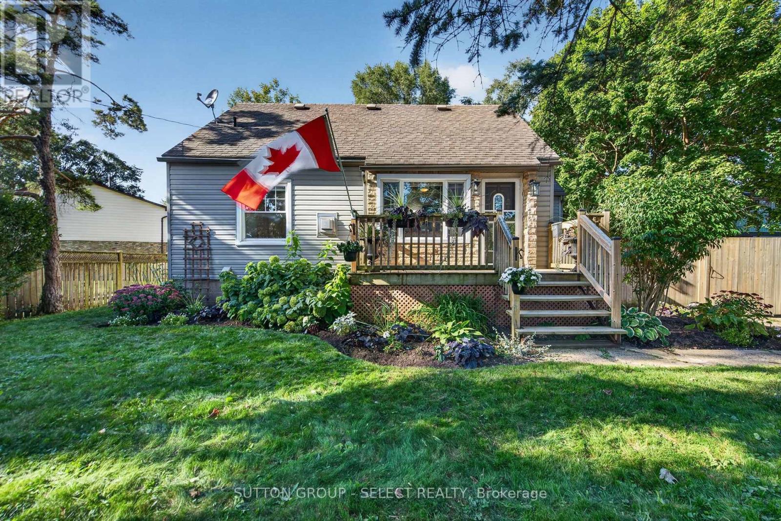 2010 Trafalgar Street Property Photo 1