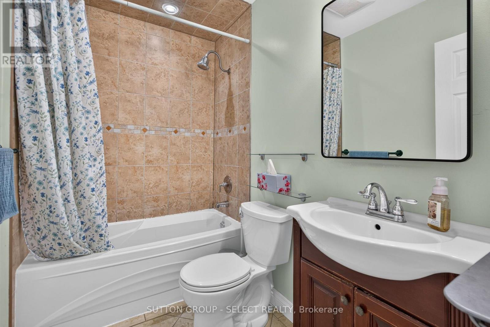 2010 Trafalgar Street Property Photo 8