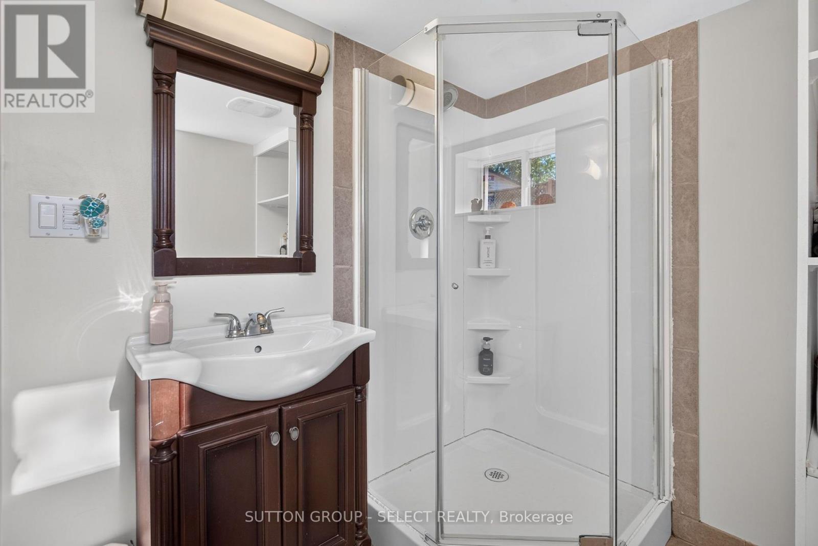 2010 Trafalgar Street Property Photo 27