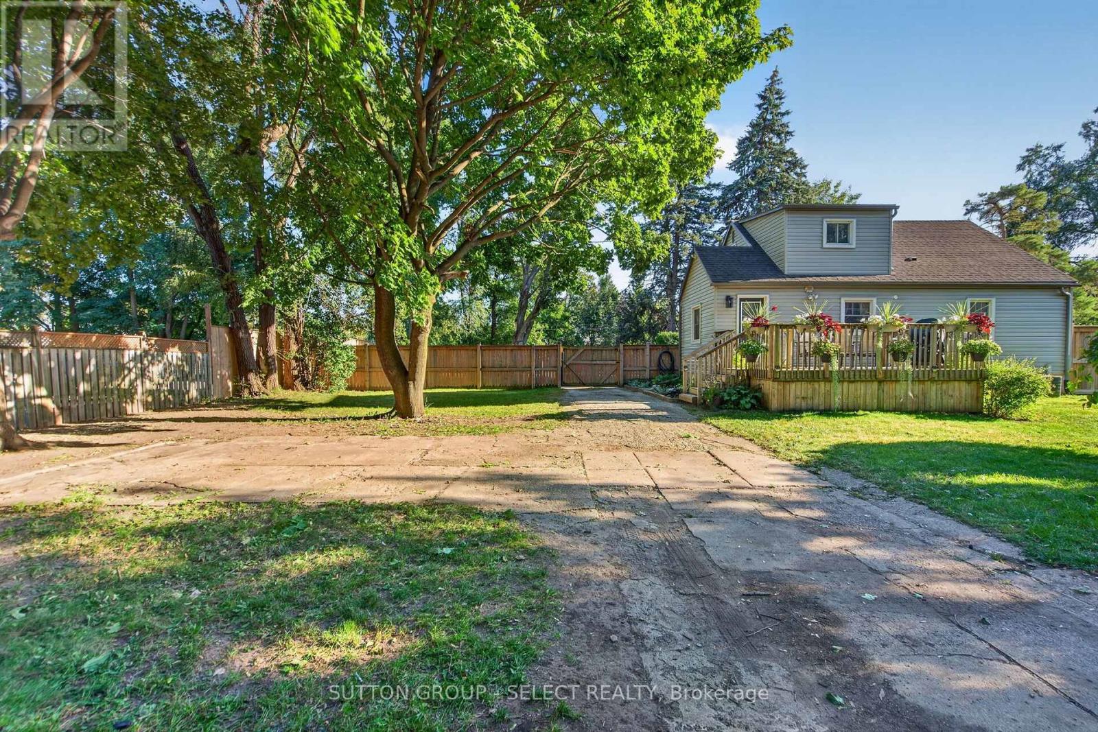 2010 Trafalgar Street Property Photo 33