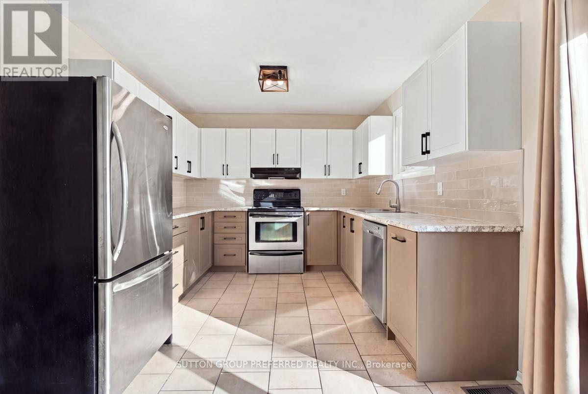 32 - 1318 Highbury Avenue N Property Photo 3
