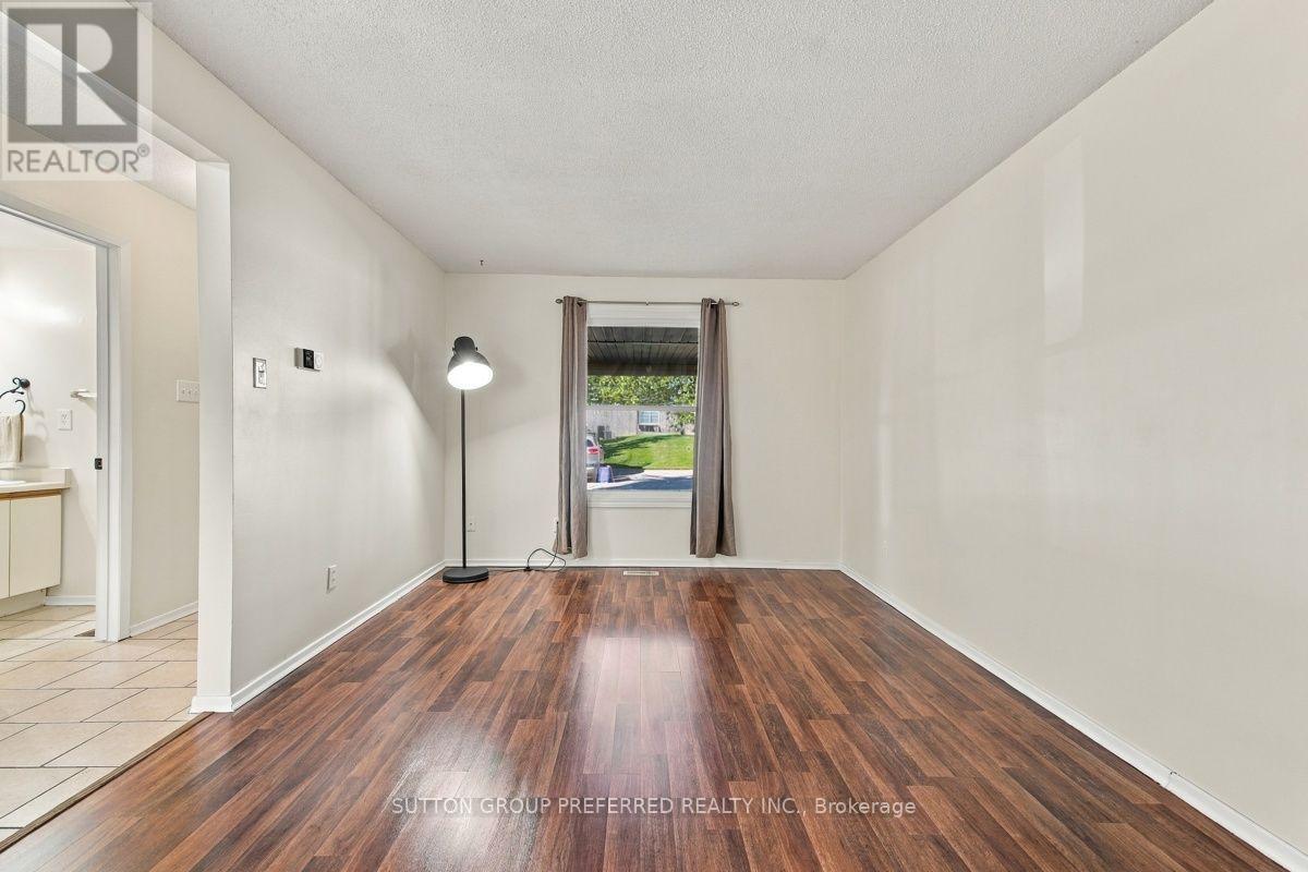 32 - 1318 Highbury Avenue N Property Photo 9
