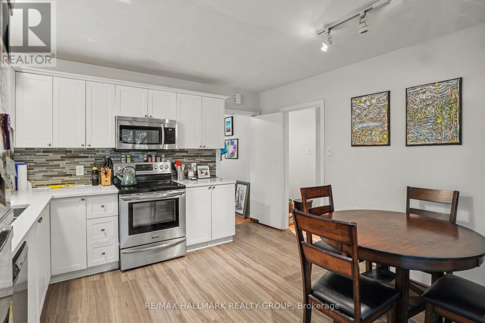 657 Golden Avenue Property Photo 10