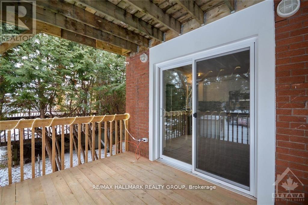 657 Golden Avenue Property Photo 12
