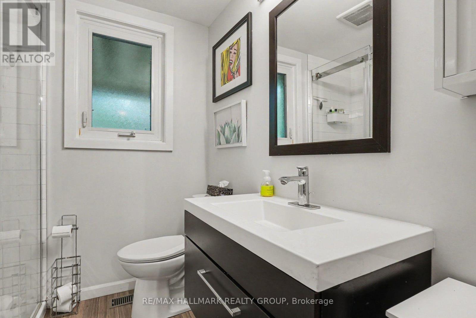 657 Golden Avenue Property Photo 17