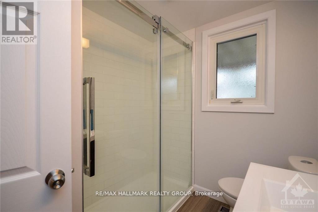 657 Golden Avenue Property Photo 18