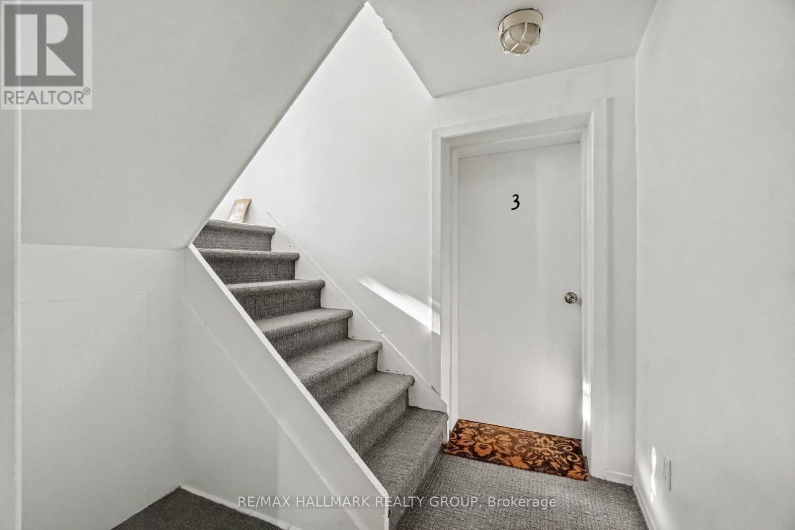 657 Golden Avenue Property Photo 34