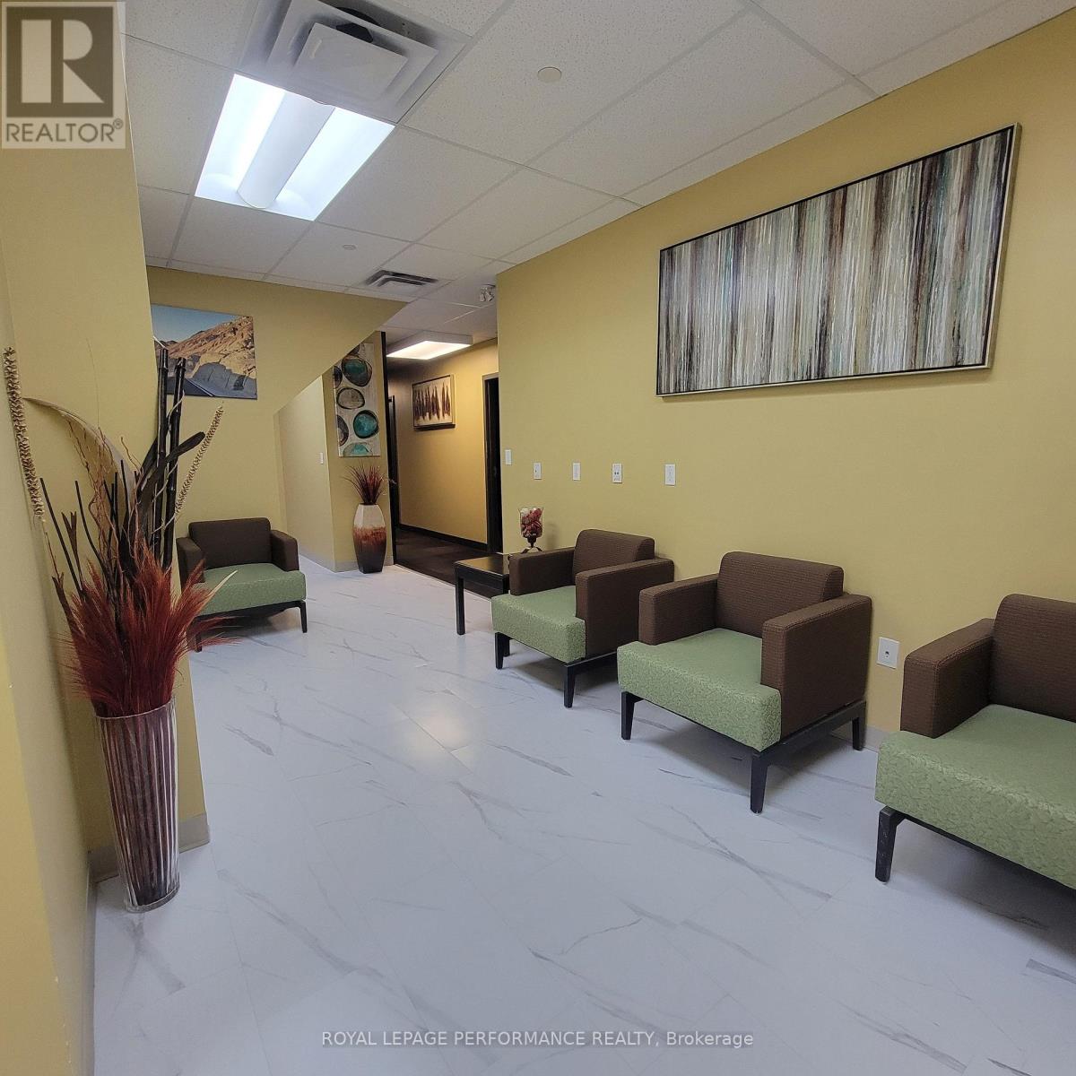 200 A-b - 4275 Innes Road Property Photo 9