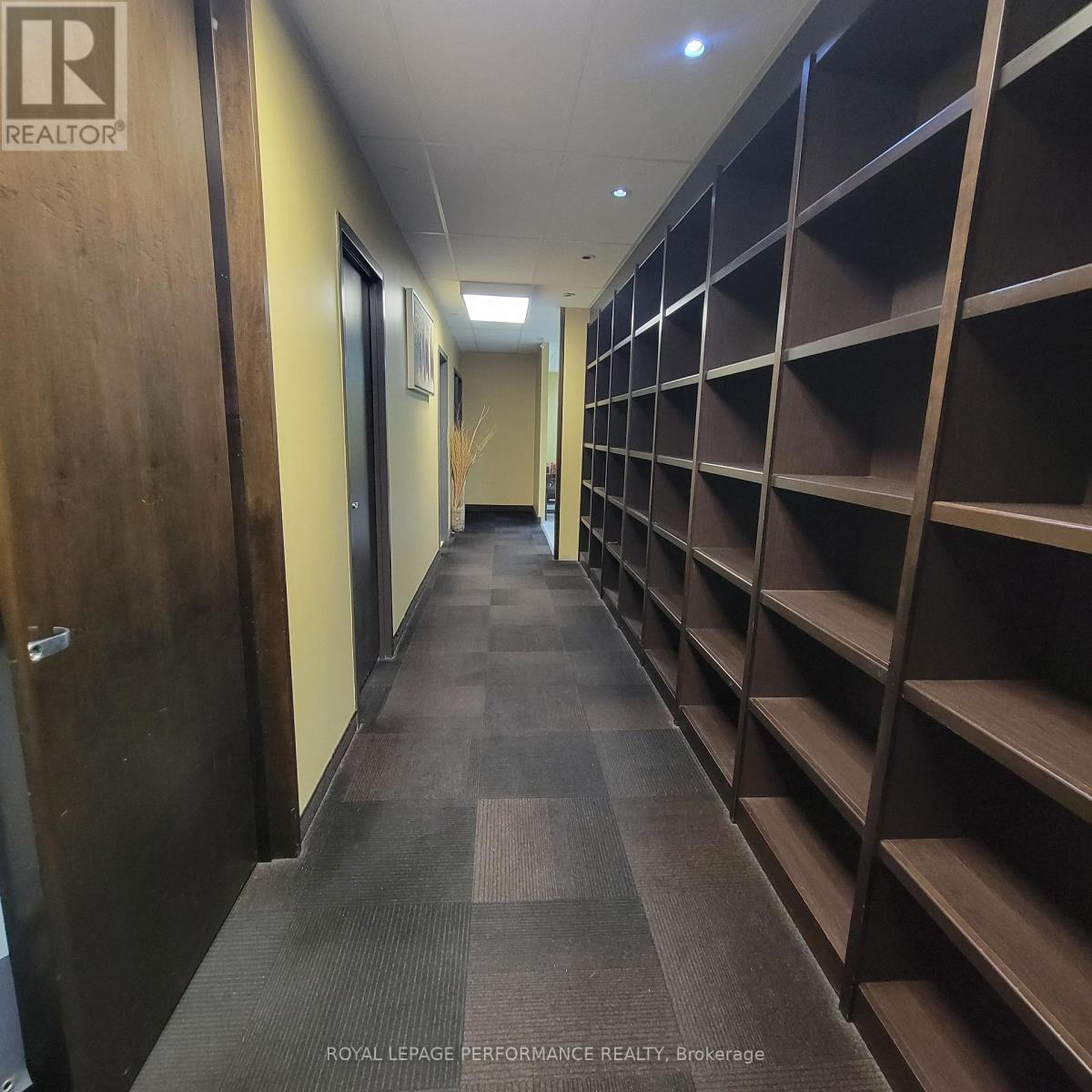 200 A-b - 4275 Innes Road Property Photo 12