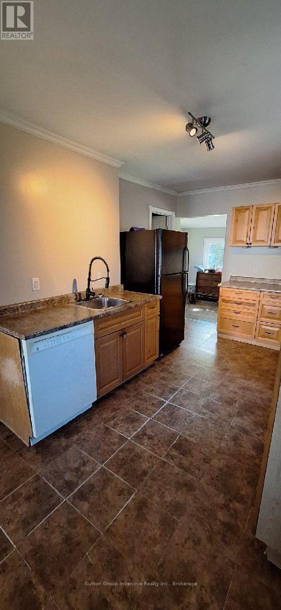 151 David Street Property Photo 6