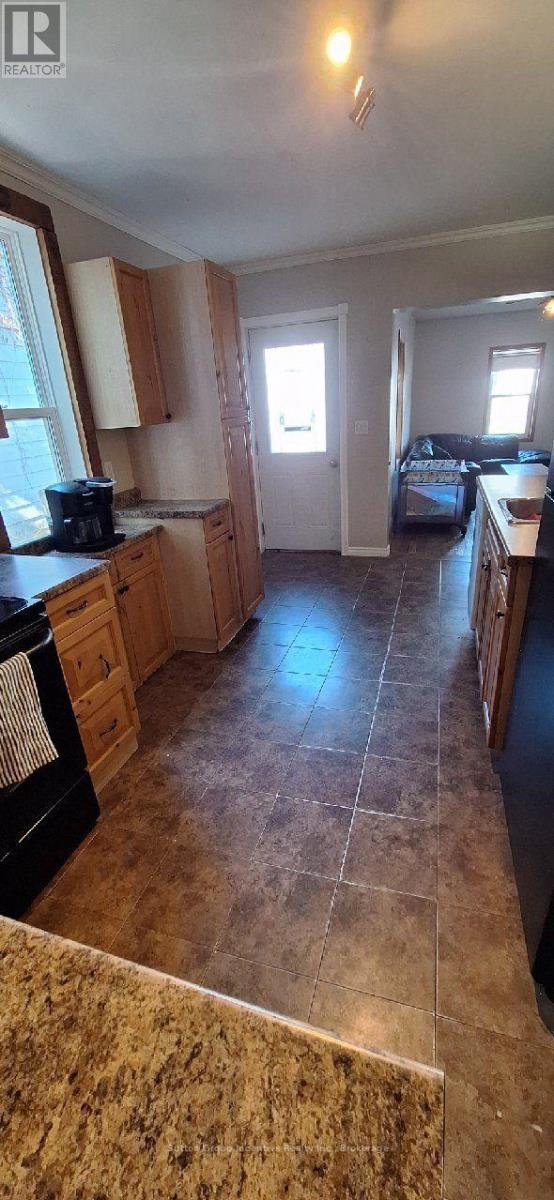 151 David Street Property Photo 7