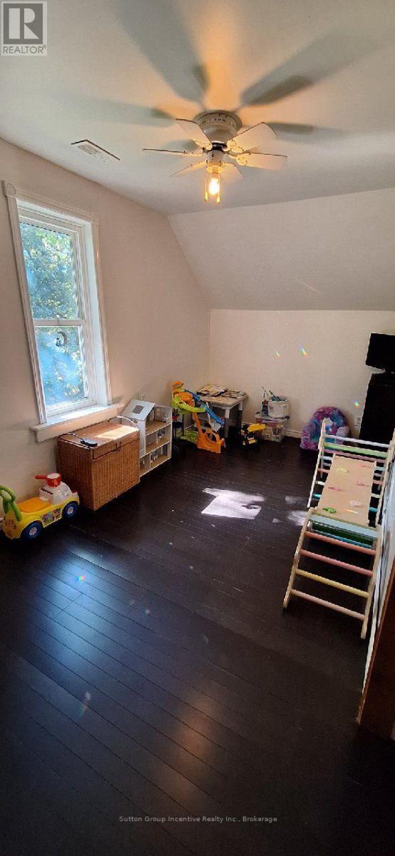 151 David Street Property Photo 18