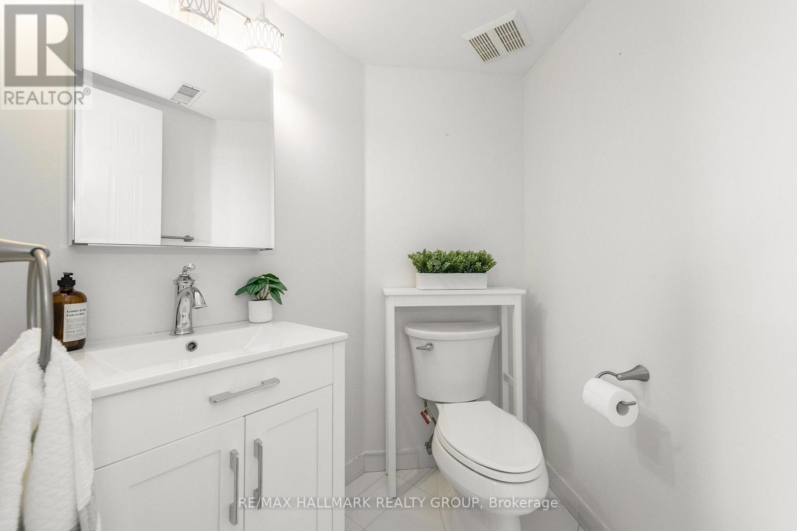 1715 Blohm Drive Property Photo 26