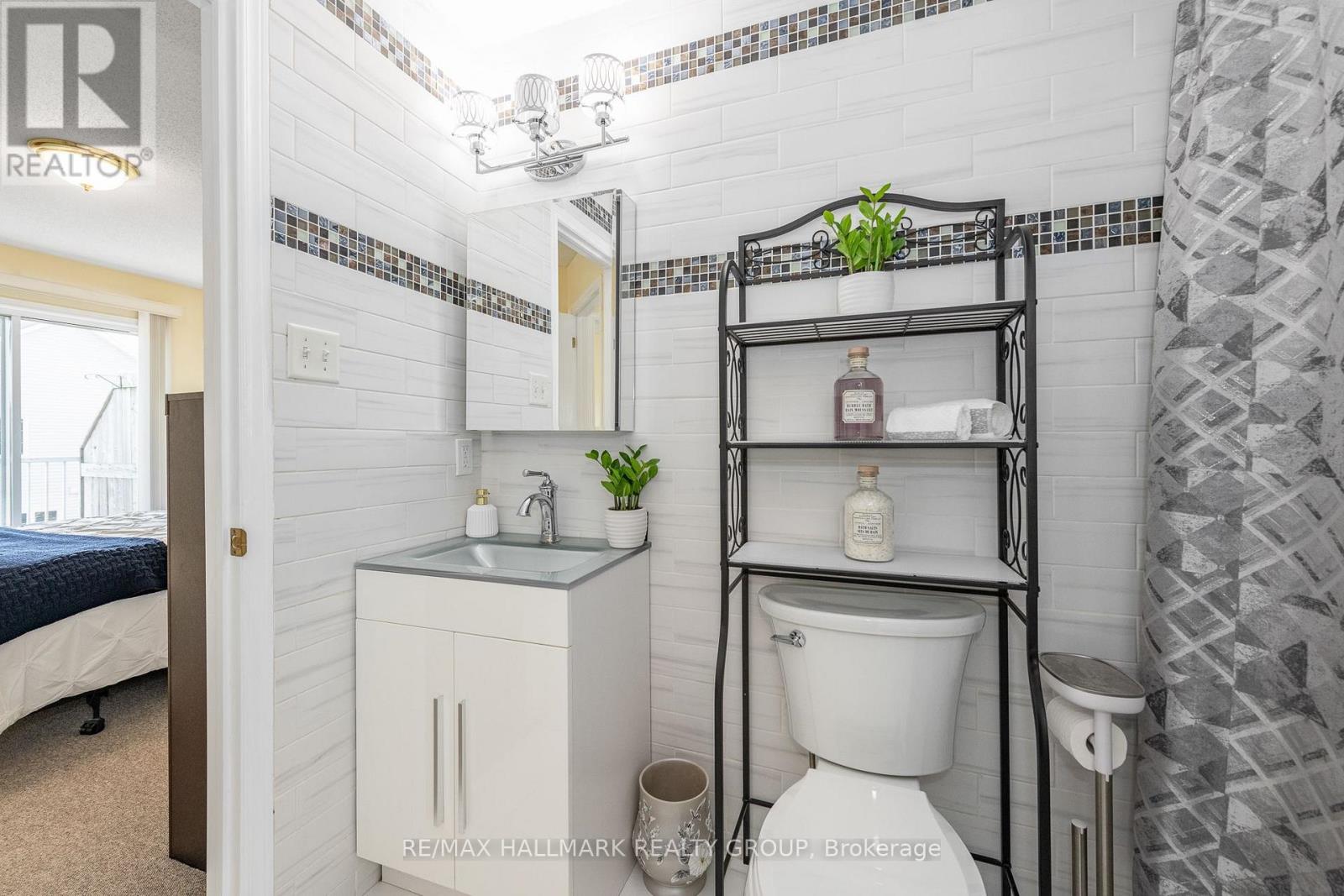 1715 Blohm Drive Property Photo 33