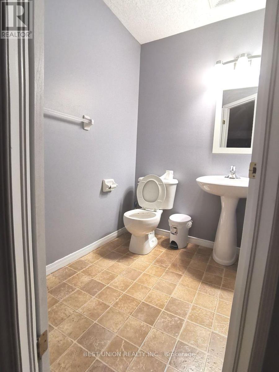 528 Activa Avenue Property Photo 5