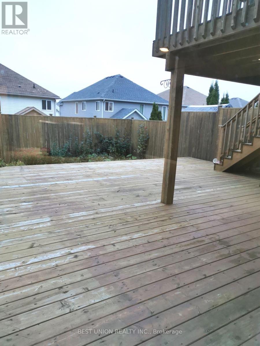 528 Activa Avenue Property Photo 18