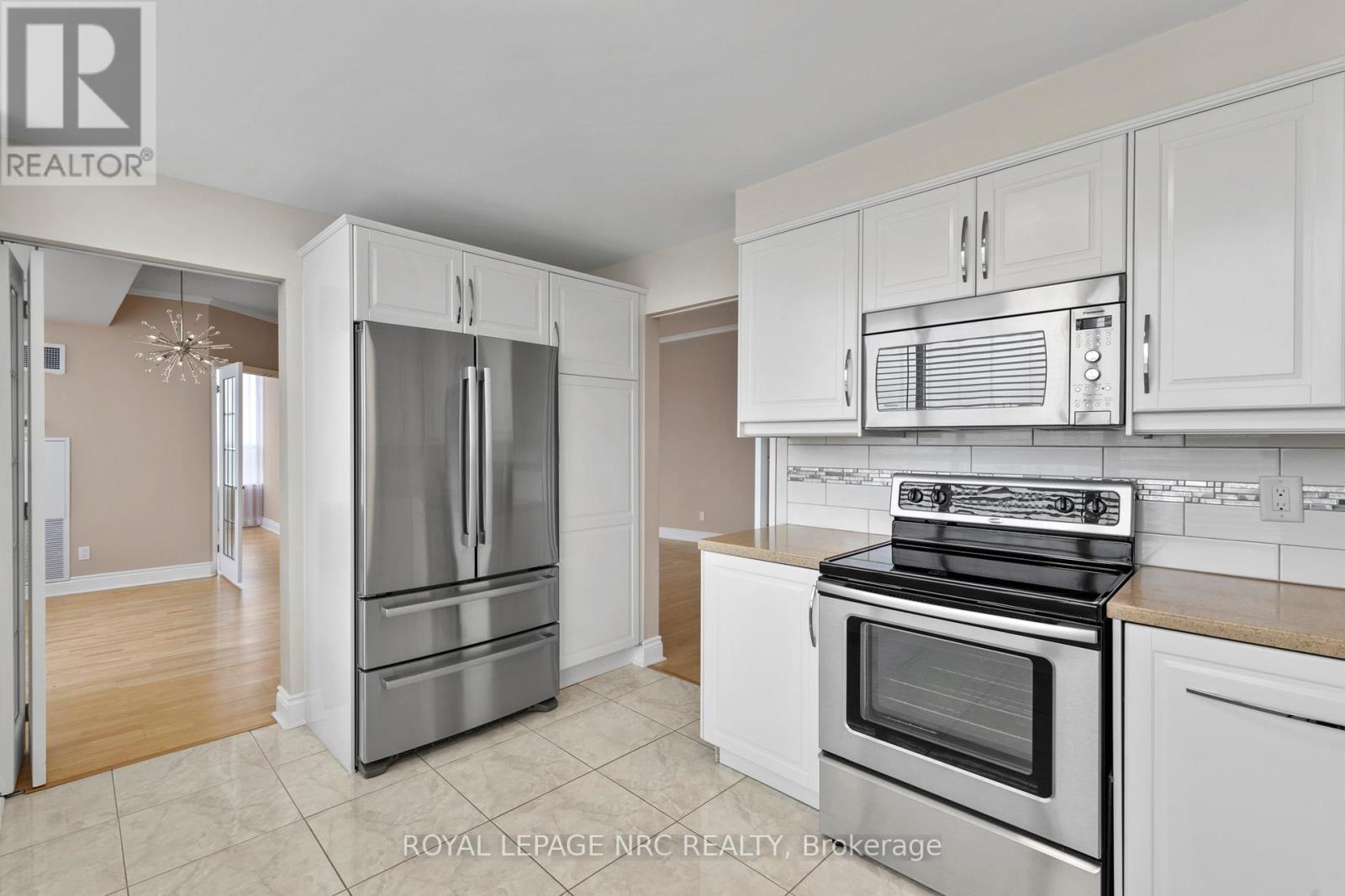 Ph6 - 3 Towering Heights Boulevard Property Photo 1