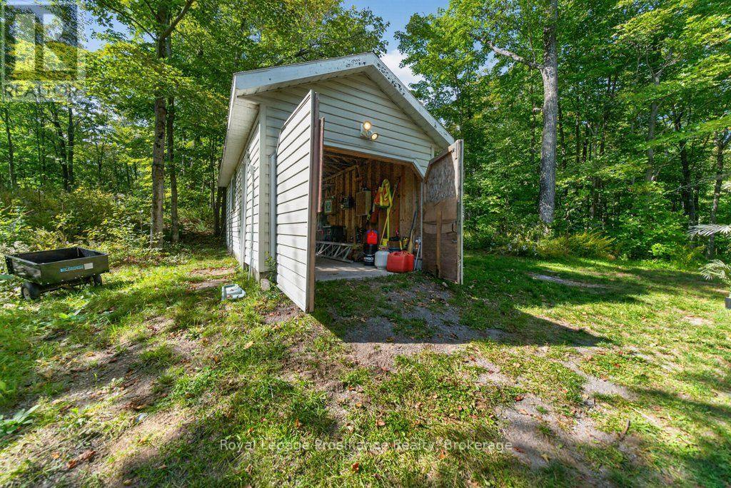 1231 Chimney Point Lane Property Photo 48