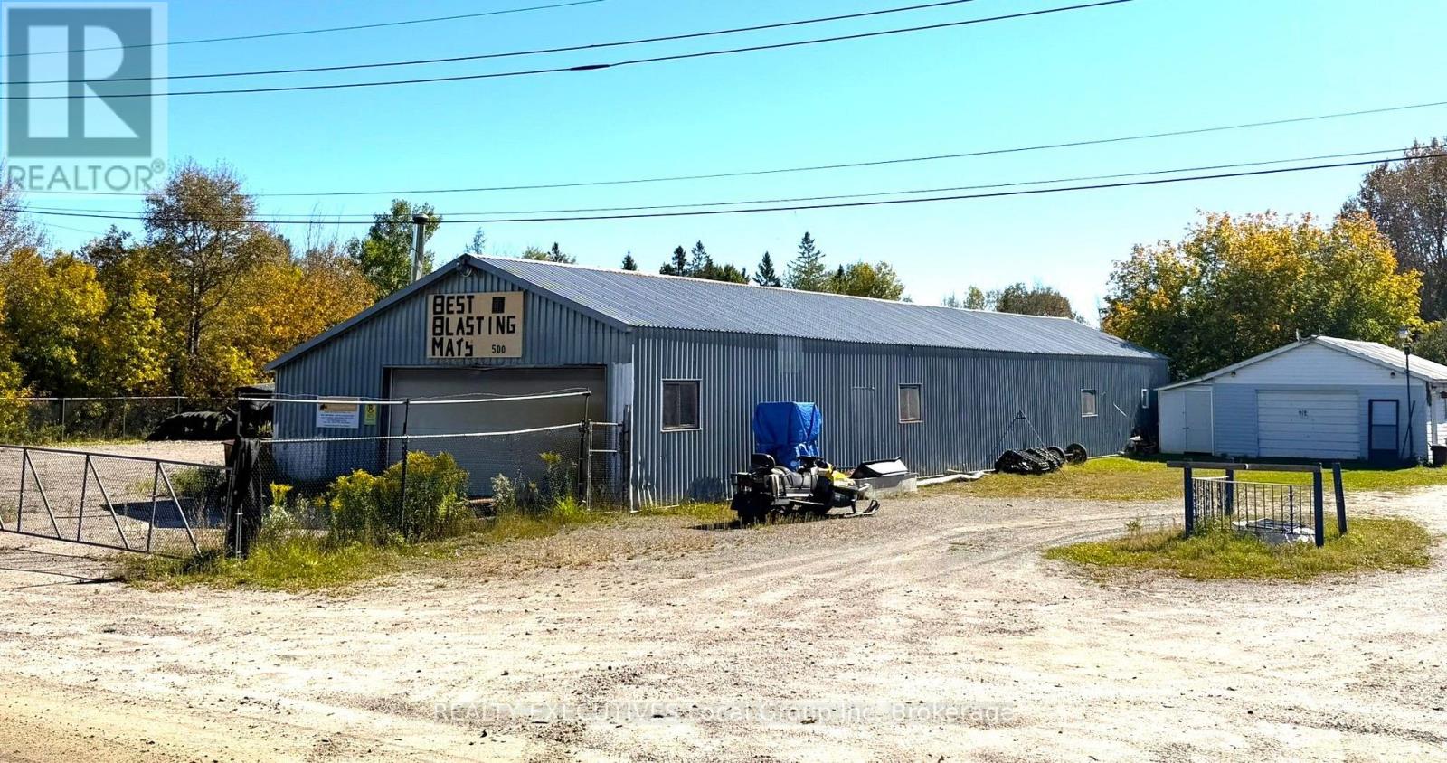 500 Salter Street Property Photo 2