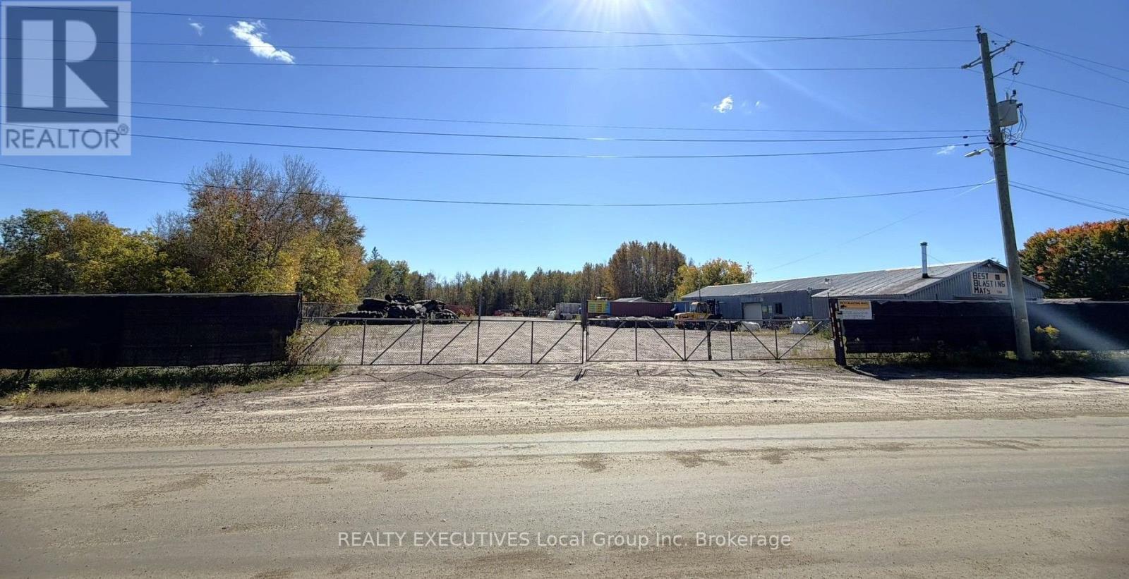 500 Salter Street Property Photo 4