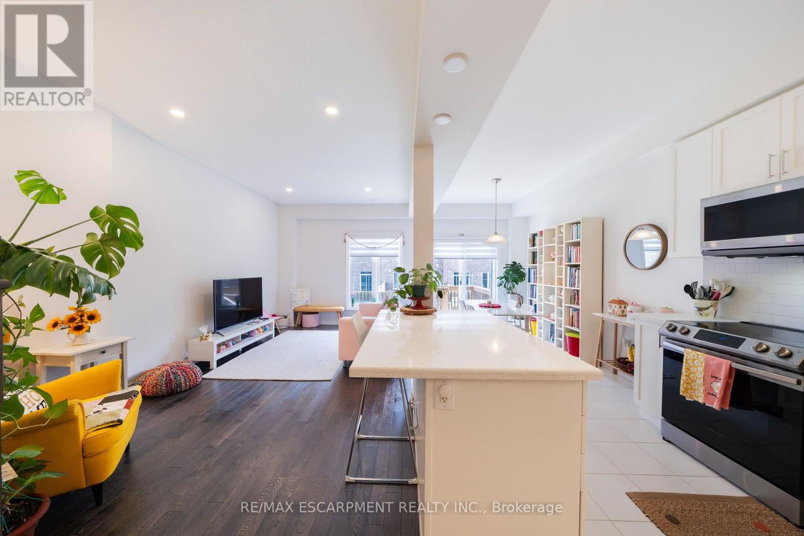 30 Cleland Avenue Property Photo 10