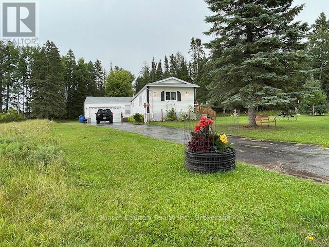 47 Pine Crescent Photo de la propriété 1