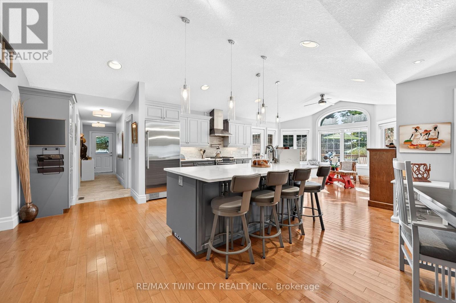 6 Eldale Road Property Photo 12