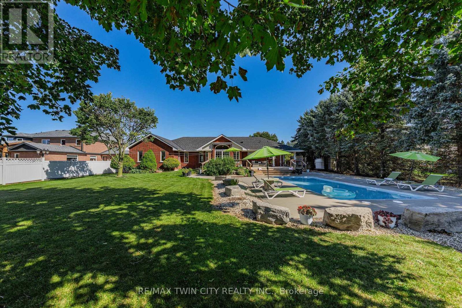 6 Eldale Road Property Photo 40