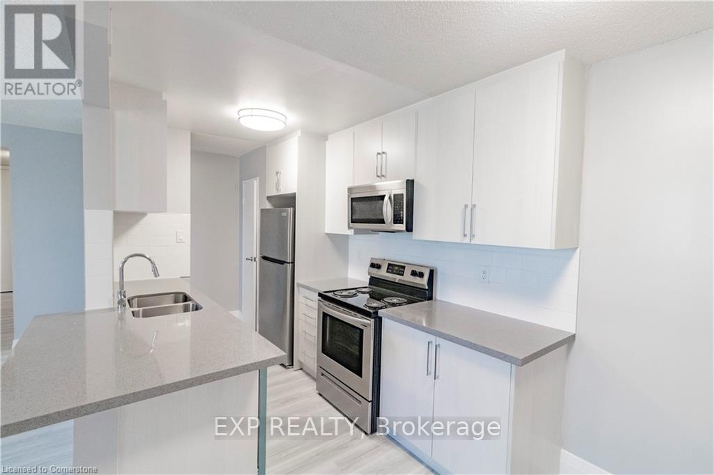 601 - 4422 Huron Street Property Photo 1