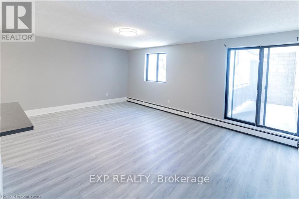 601 - 4422 Huron Street Property Photo 4