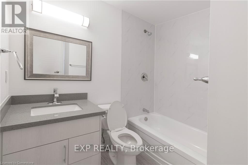 601 - 4422 Huron Street Property Photo 5