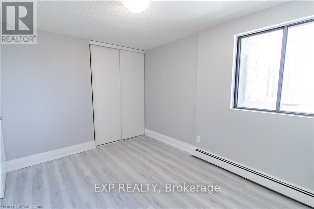601 - 4422 Huron Street Property Photo 6