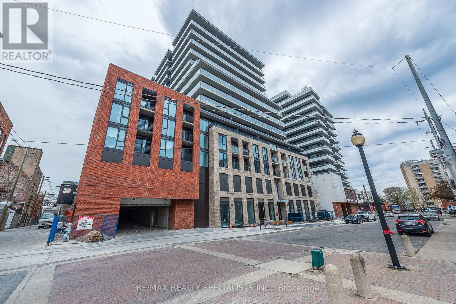 712 - 1 JARVIS STREET Property Photo 1