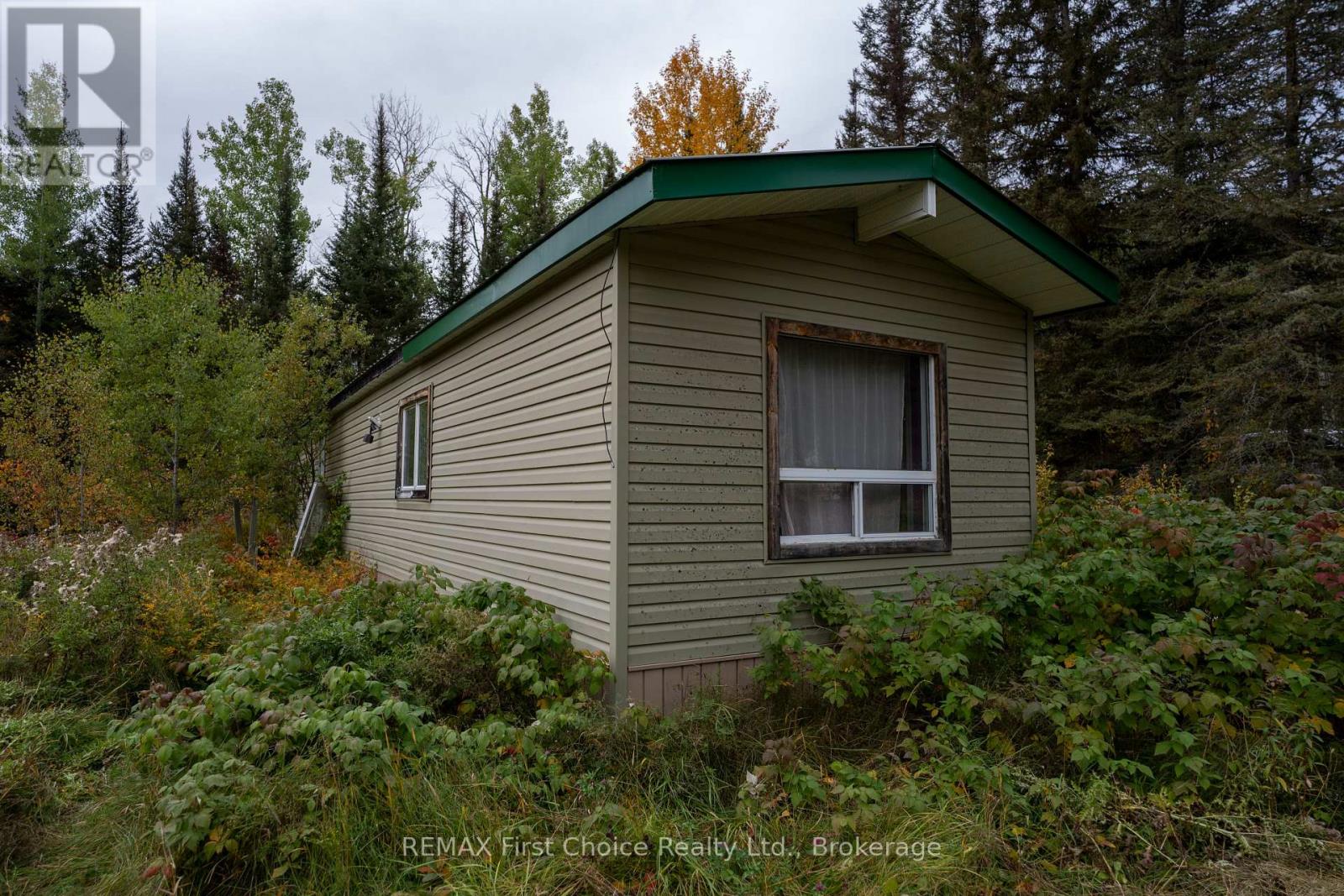 470 Auto Road Property Photo 3