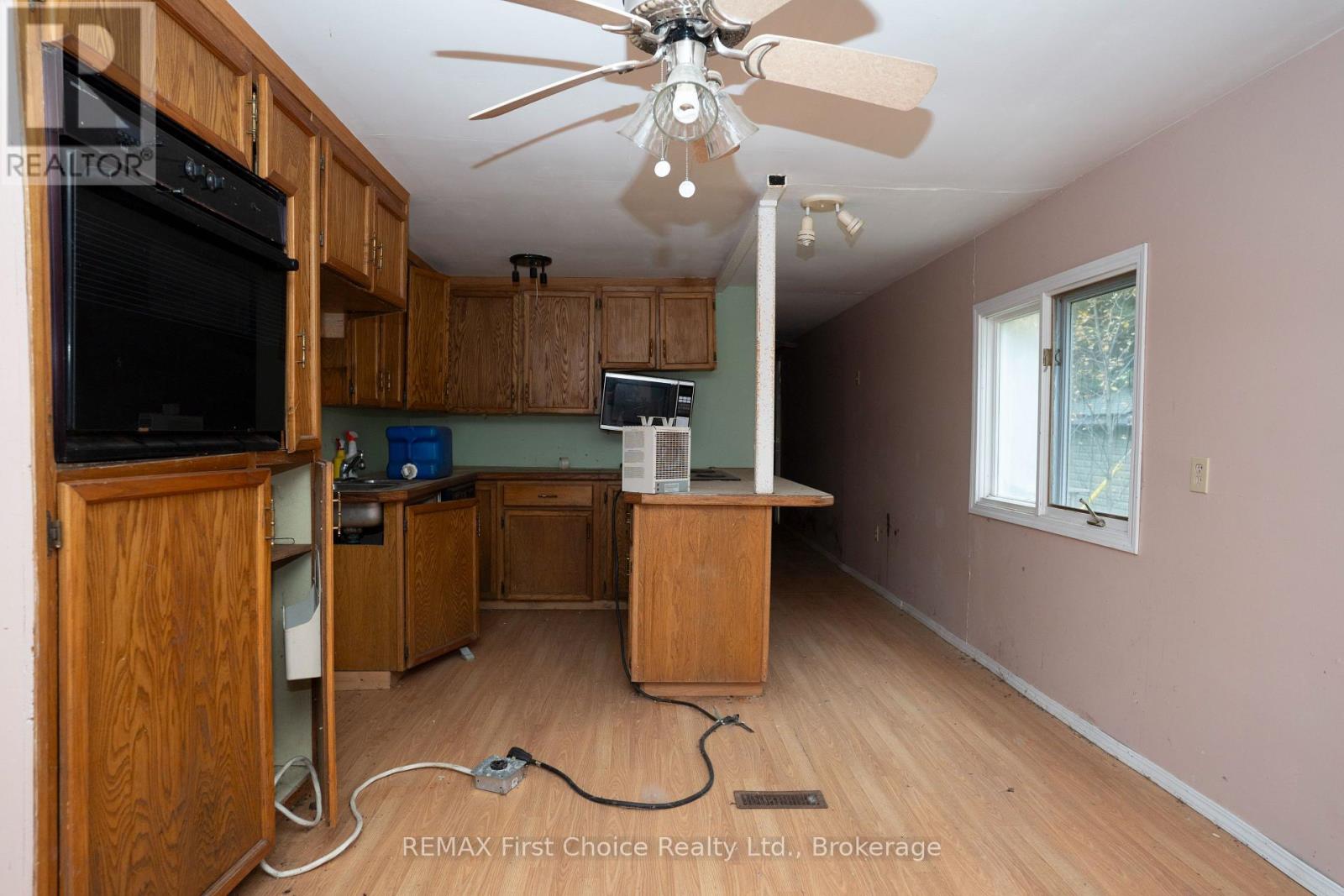 470 Auto Road Property Photo 6