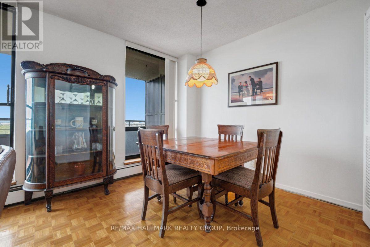 2204 - 505 St Laurent Boulevard Property Photo 15