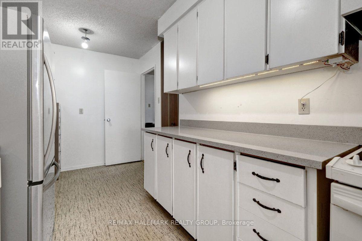 2204 - 505 St Laurent Boulevard Property Photo 20