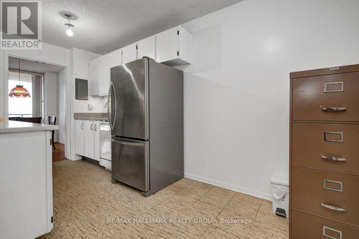 2204 - 505 St Laurent Boulevard Property Photo 23