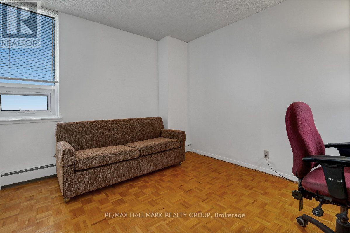 2204 - 505 St Laurent Boulevard Property Photo 28