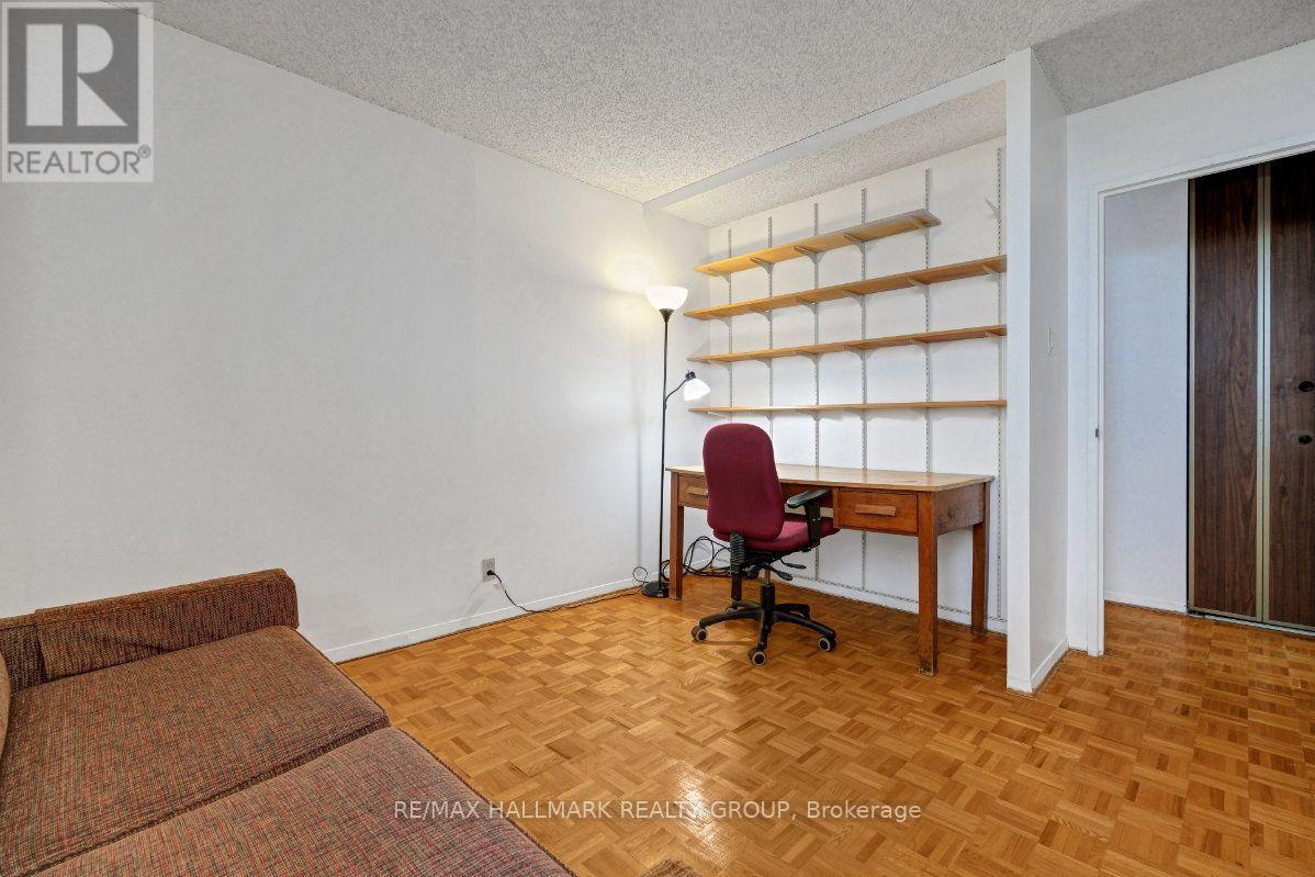 2204 - 505 St Laurent Boulevard Property Photo 29