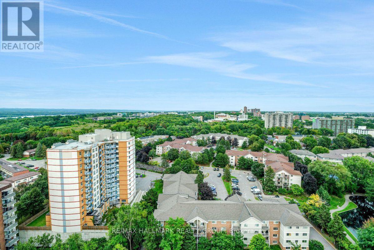 2204 - 505 St Laurent Boulevard Property Photo 33